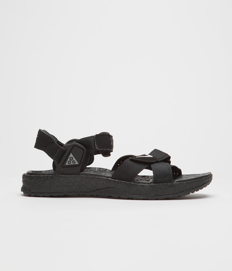 Nike ACG Air Deschutz+ Sandals in Black and Grey Fog and Black - Anthracite