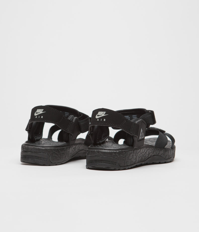 Nike ACG Air Deschutz+ Sandals in Black and Grey Fog and Black - Anthracite
