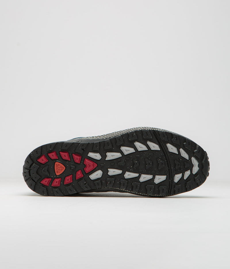 Nike ACG Air Exploraid Shoes in Ash Green and Varsity Red and Black - Neutral Grey