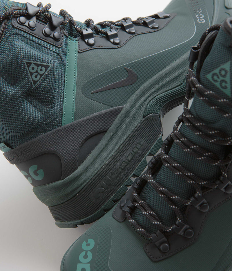 Nike ACG Air Gaiadome Gore-Tex Shoes in Vintage Green and Bicoastal and Vintage Green