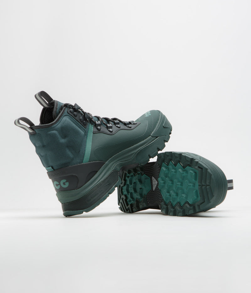 Nike ACG Air Gaiadome Gore-Tex Shoes in Vintage Green and Bicoastal and Vintage Green
