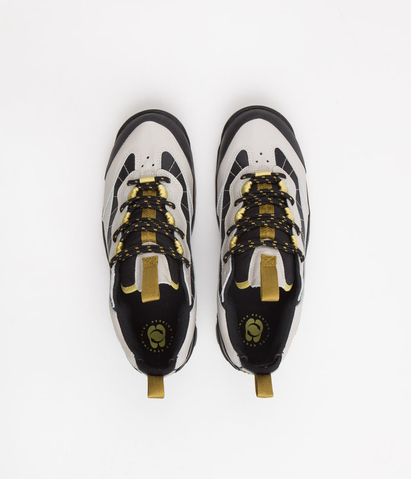 Nike ACG Air Mada Shoes in Light Bone and Black and Celery - Desert Moss