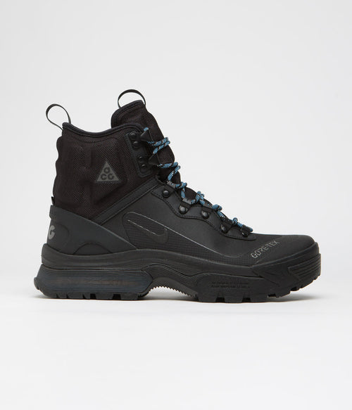 Nike ACG Air Zoom Gaiadome Gore-Tex Shoes in Black and Black
