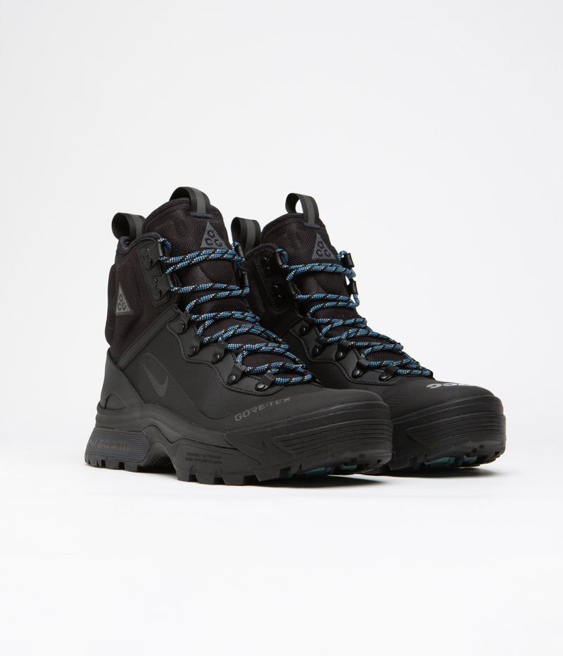 Nike ACG Air Zoom Gaiadome Gore-Tex Shoes in Black and Black