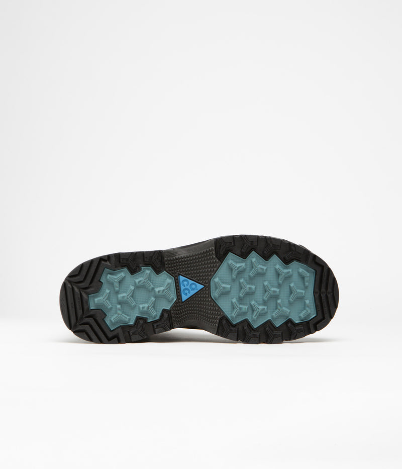 Nike ACG Air Zoom Gaiadome Gore-Tex Shoes in Black and Black