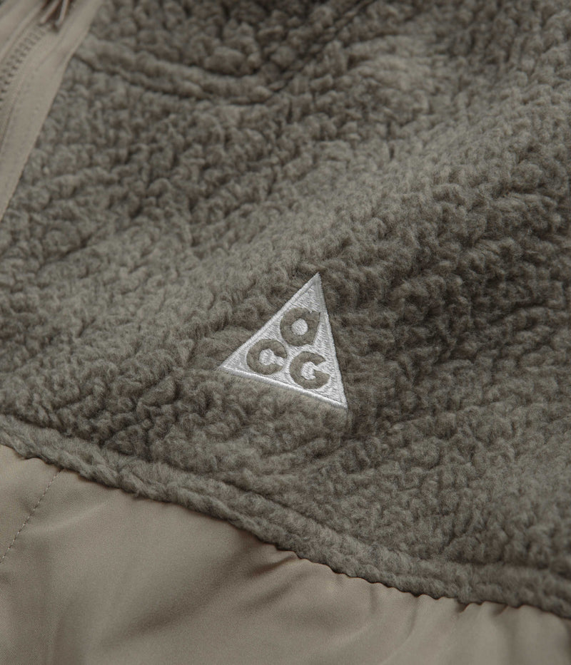 Nike ACG Arctic Wolf Full Zip Fleece in Khaki and Light Iron Ore / Summit White