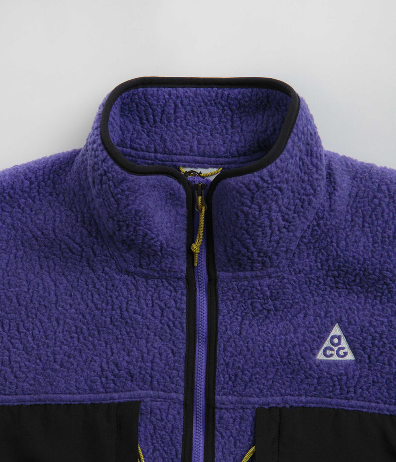 Nike ACG Arctic Wolf Vest in Persian Violet and Black / Summit White