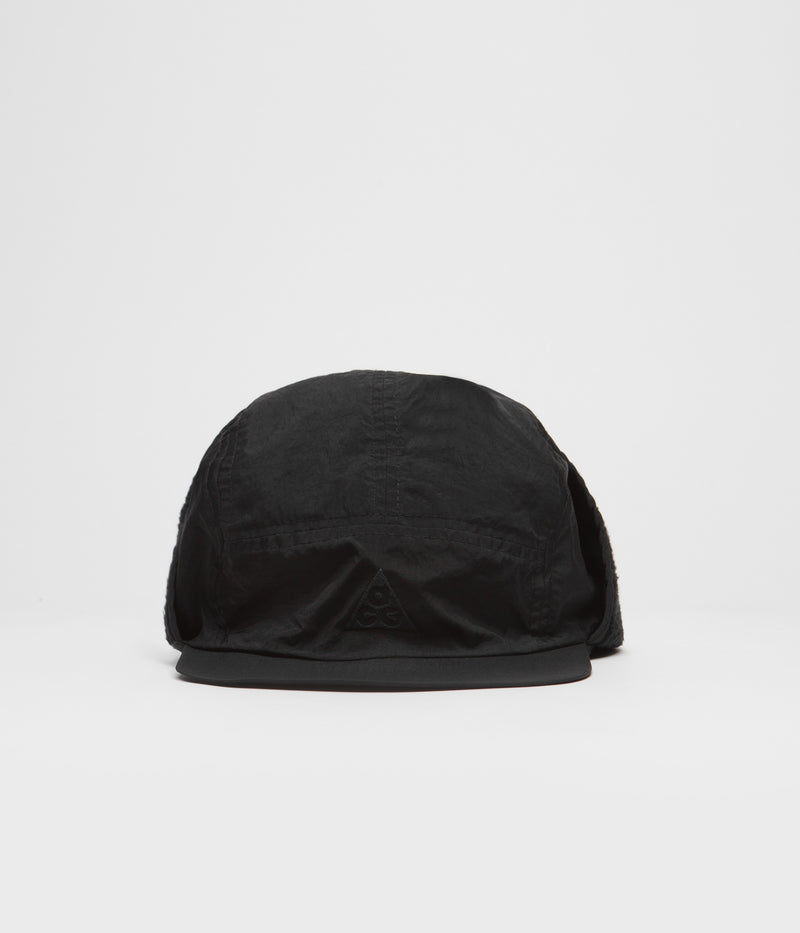 Nike ACG AW84 Ear Flap Cap in Black and Black / Anthracite