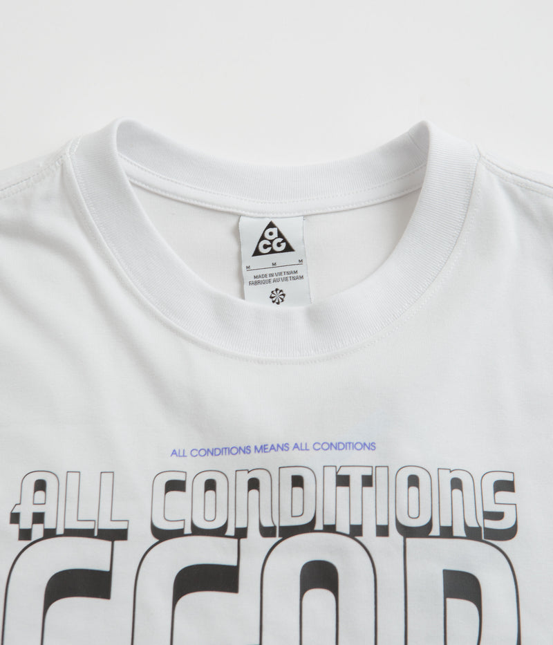 Nike ACG Bridge of Gods Long Sleeve T-Shirt in Summit White