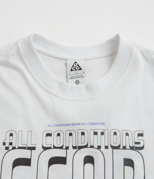 Nike ACG Bridge of Gods Long Sleeve T-Shirt in Summit White