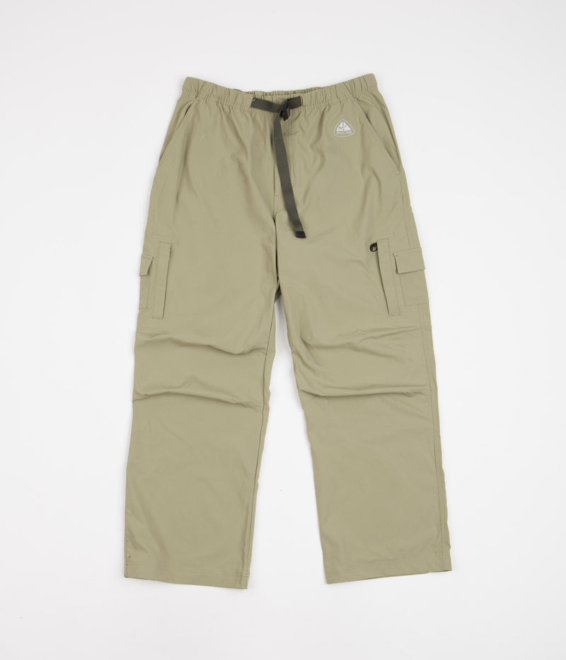 Nike ACG Caps Cargo Pants in Neutral Olive and Cargo Khaki / Wolf Grey