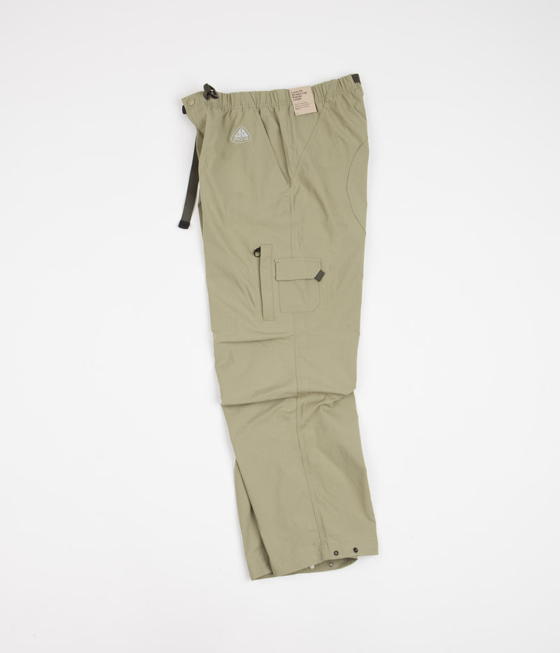 Nike ACG Caps Cargo Pants in Neutral Olive and Cargo Khaki / Wolf Grey