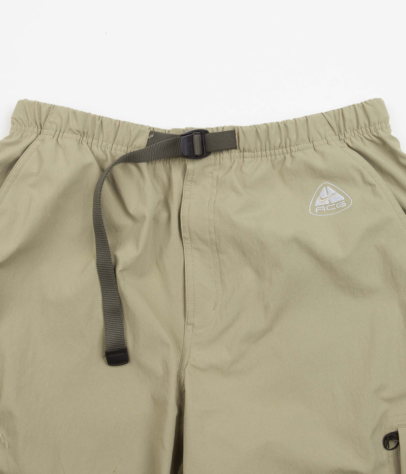 Nike ACG Caps Cargo Pants in Neutral Olive and Cargo Khaki / Wolf Grey