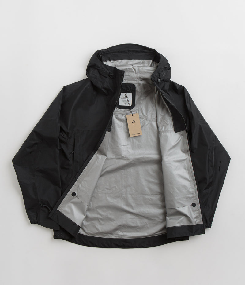 Nike ACG Chain Of Craters Jacket in Black and Summit White