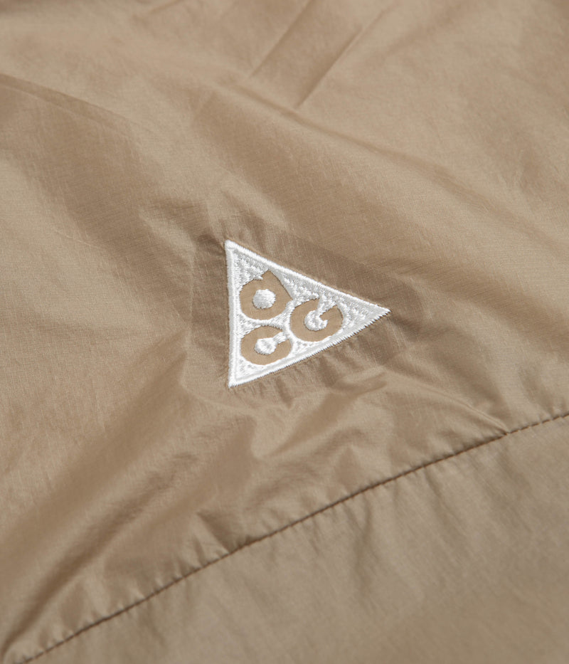 Nike ACG Cinder Cone Windproof Jacket in Khaki and Summit White