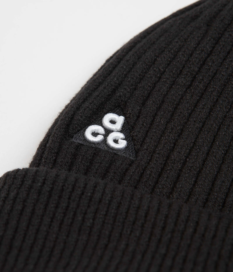 Nike ACG Cuffed Beanie in Black and Black