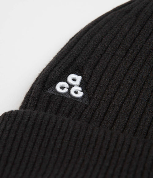Nike ACG Cuffed Beanie in Black and Black