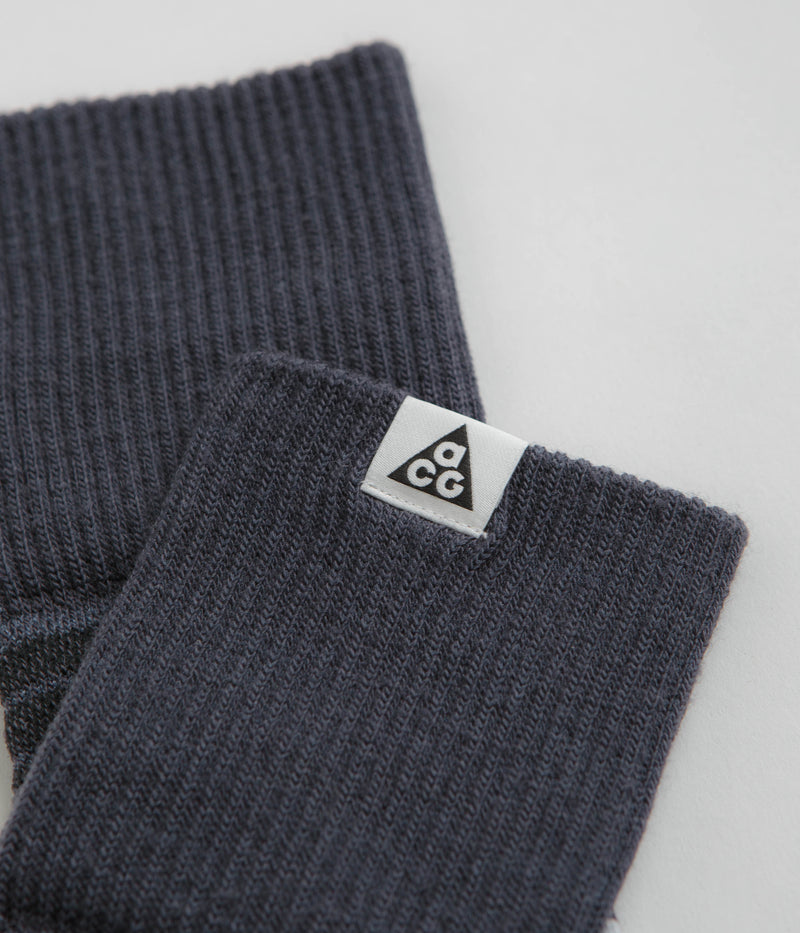 Nike ACG Cushioned Crew Socks in Gridiron and Black
