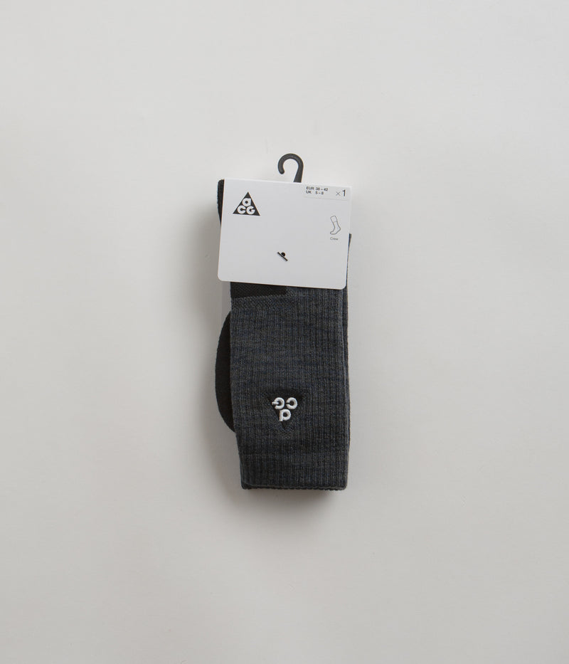 Nike ACG Everyday Cushioned Crew Socks in Anthracite and Volt / Black / Summit White