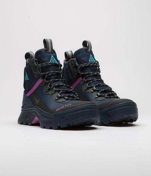 Nike ACG Gaiadome Gore-Tex Shoes in Obsidian and Teal Nebula and Anthracite