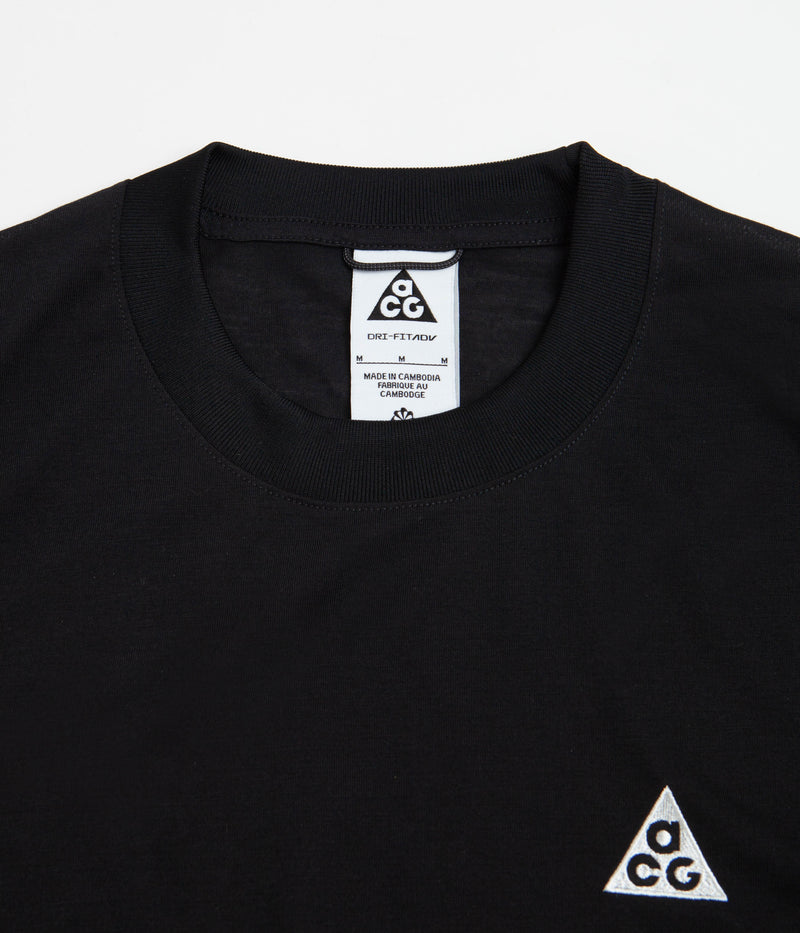 Nike ACG Goat Rocks T-Shirt in Black and Anthracite / Summit White