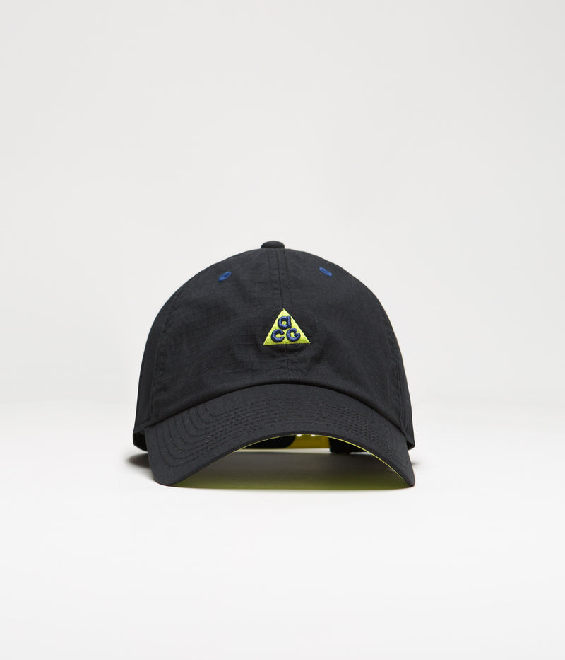 Nike ACG Heritage86 Cap in Black and Cyber / Cyber