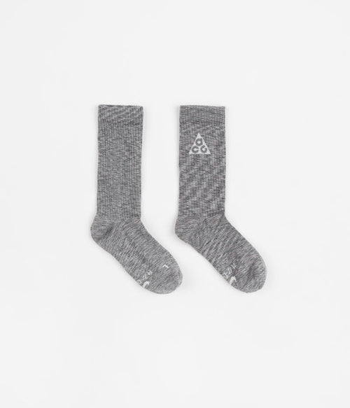 Nike ACG Kelley Ridge 2.0 Socks in Cool Grey and Light Bone