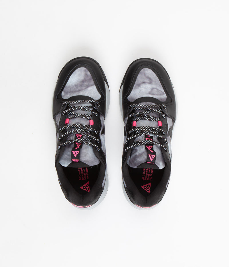 Nike ACG Lowcate SE Shoes in Black and Black and Hyper Pink - Wolf Grey