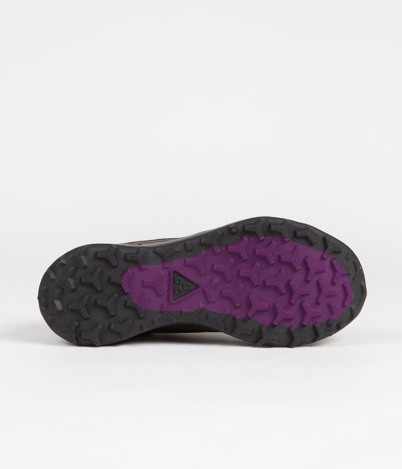 Nike ACG Lowcate Shoes in Cacao Wow and Black and Cacao Wow - Viotech