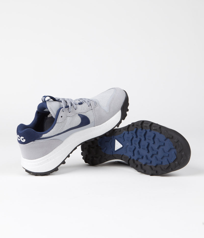Nike ACG Lowcate Shoes in Wolf Grey and Navy and Grey Fog - Summit White