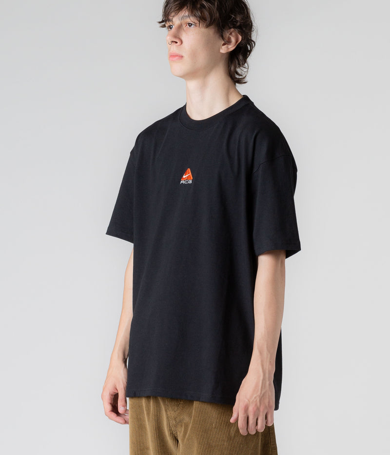 Nike ACG Lungs T-Shirt in Black