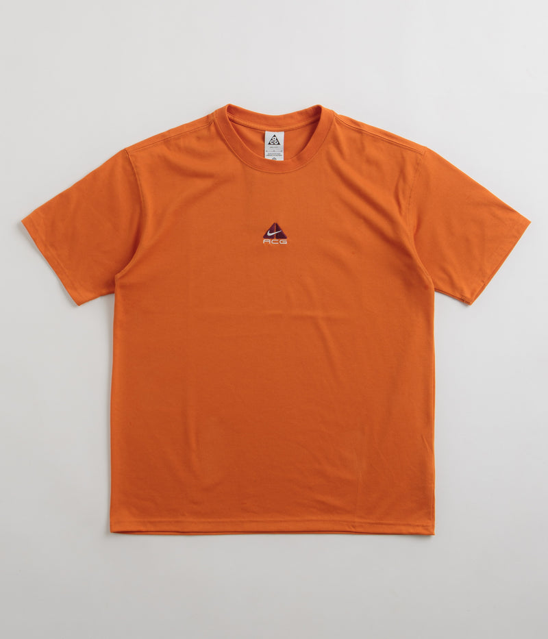 Nike ACG Lungs T-Shirt in Campfire Orange