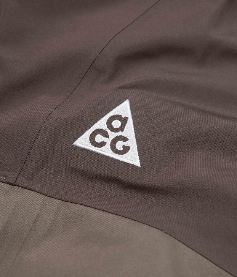 Nike ACG Misery Ridge Jacket in Ironstone and Olive Grey / Black / Summit White
