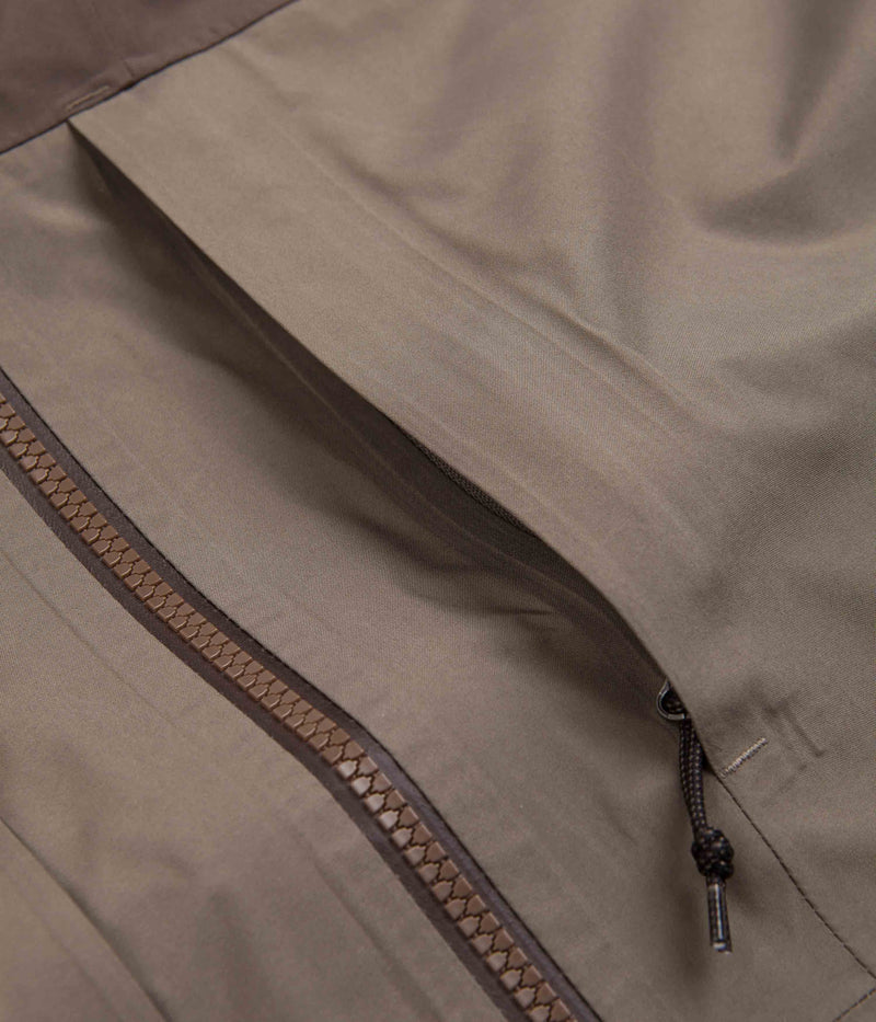 Nike ACG Misery Ridge Jacket in Ironstone and Olive Grey / Black / Summit White