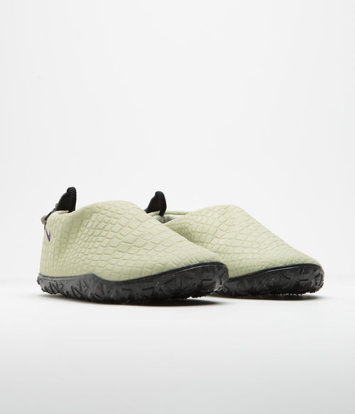 Nike ACG Moc Premium Shoes in Olive Aura and Field Purple and Olive Aura - Black