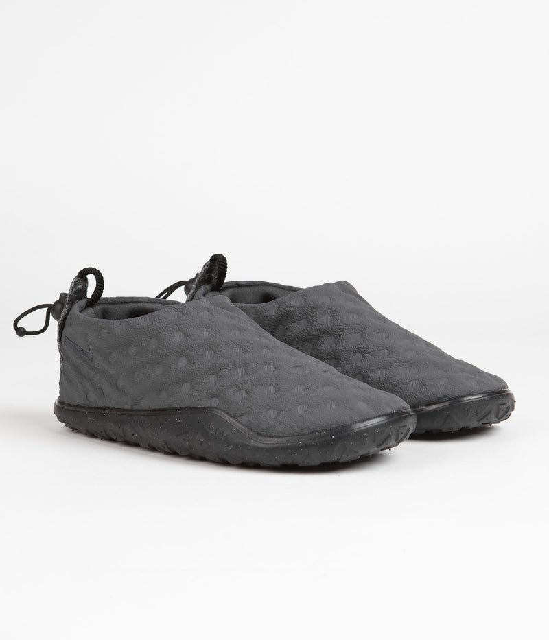 Nike ACG Moc Shoes in Anthracite and Black and Black