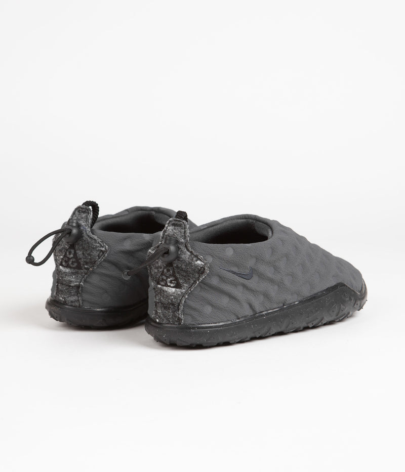Nike ACG Moc Shoes in Anthracite and Black and Black
