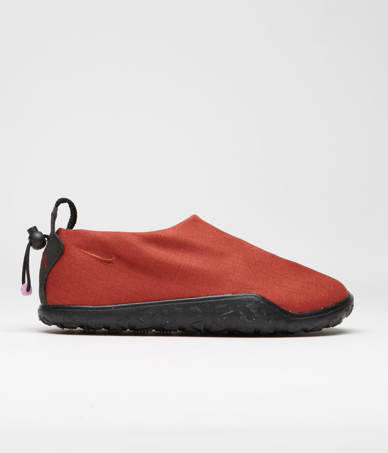 Nike ACG Moc Shoes in Rugged Orange and Black and Rugged Orange - Black