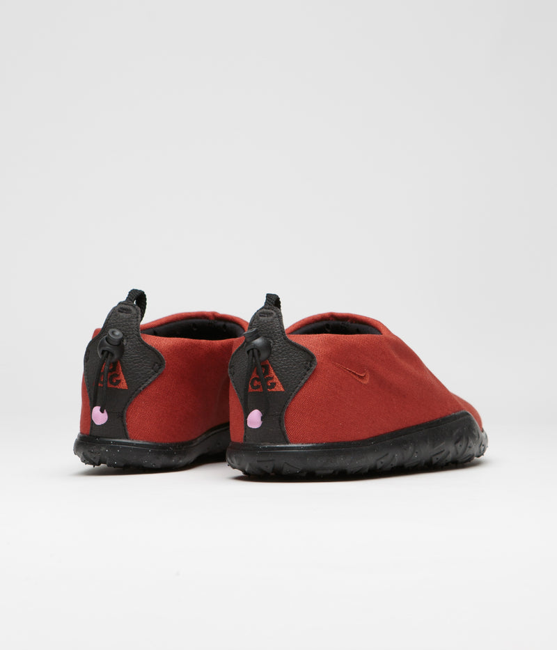 Nike ACG Moc Shoes in Rugged Orange and Black and Rugged Orange - Black