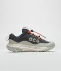 Nike ACG Mountain Fly 2 Low GTX Shoes in Dark Smoke Grey and Khaki and Light Orewood Brown