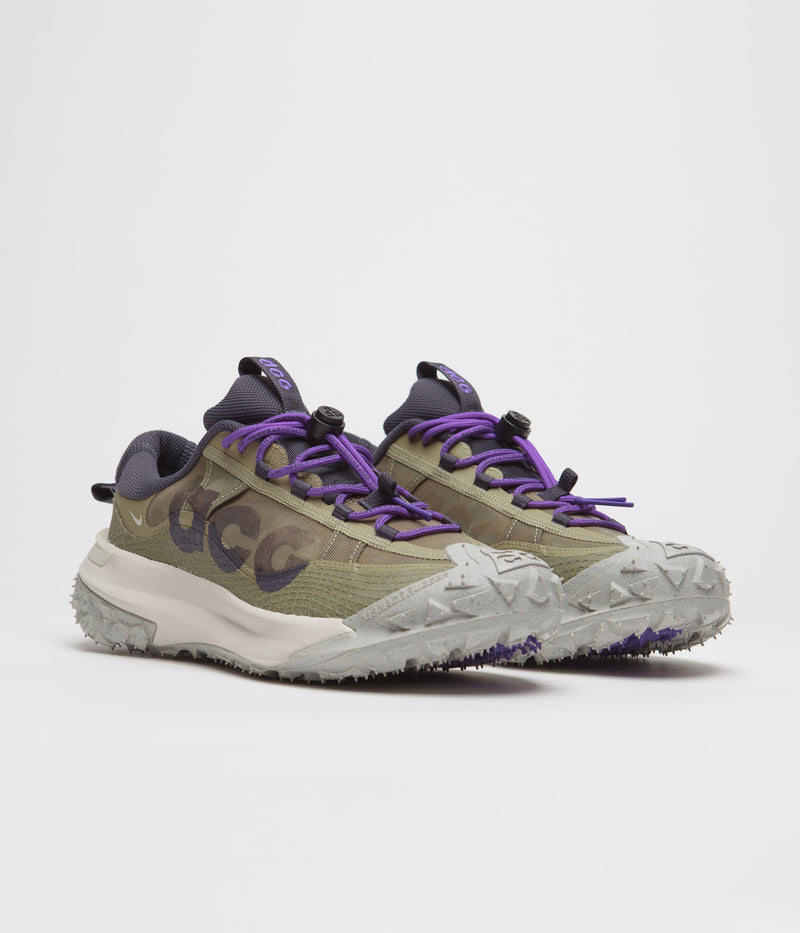 Nike ACG Mountain Fly 2 Low Shoes in Neutral Olive and Gridiron and Action Grape