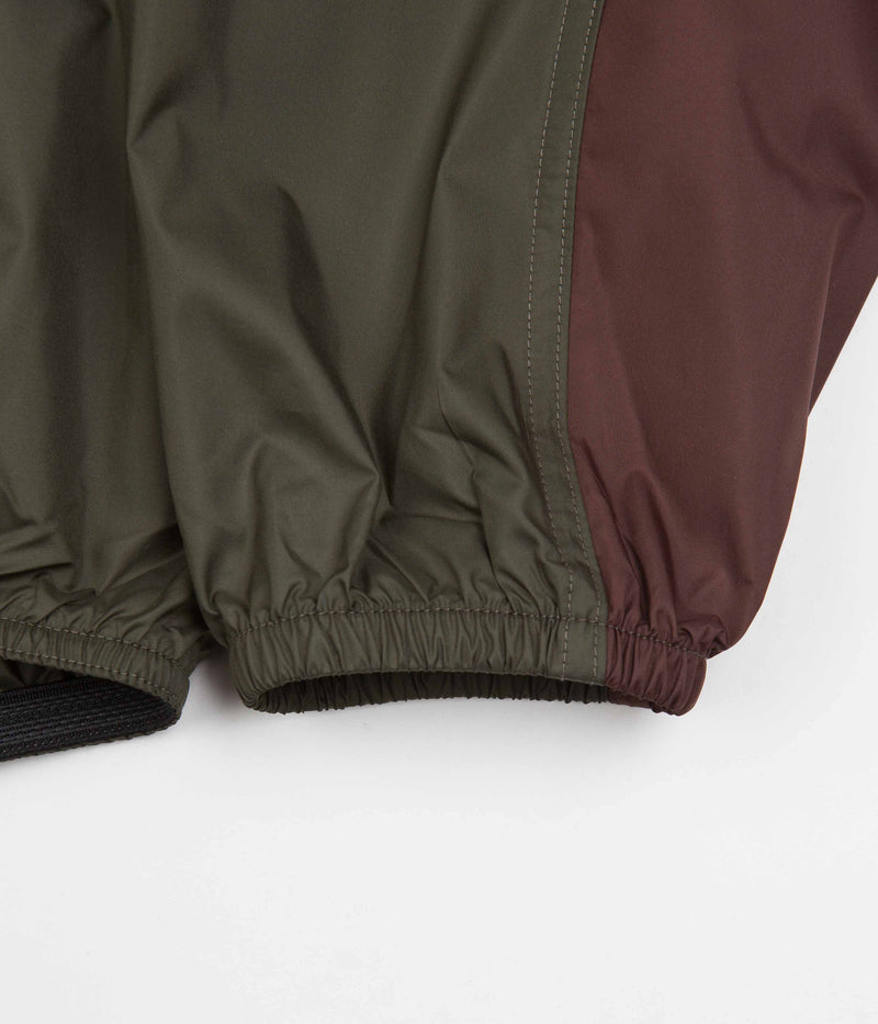 Nike ACG Oregon Series Micro Shell Jacket in Cargo Khaki and Earth / Black / Wolf Grey
