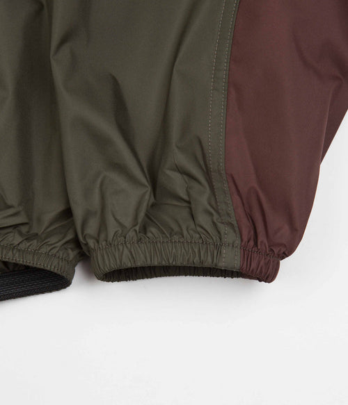 Nike ACG Oregon Series Micro Shell Jacket in Cargo Khaki and Earth / Black / Wolf Grey