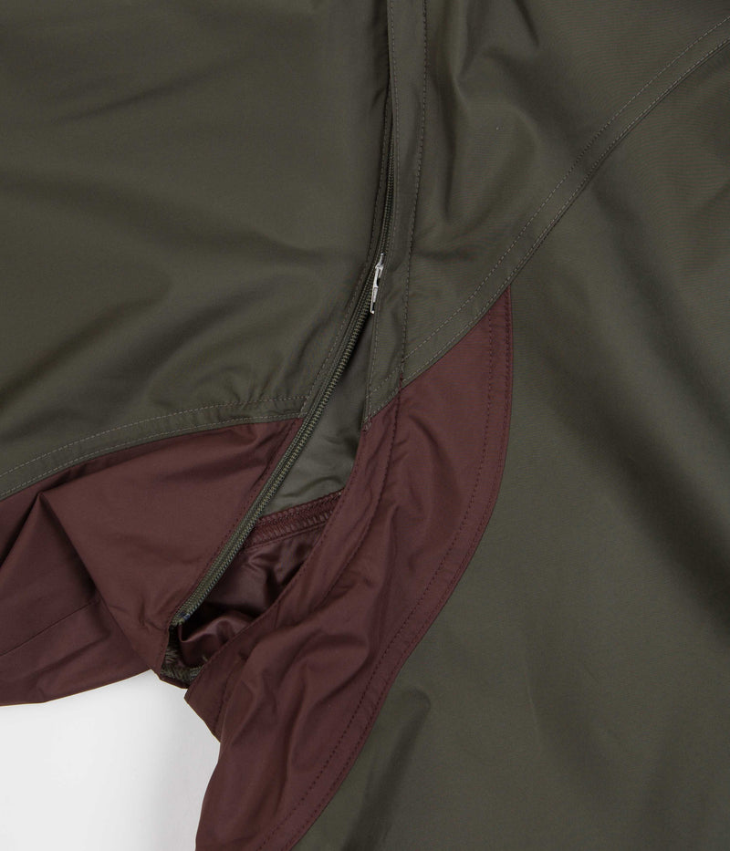 Nike ACG Oregon Series Micro Shell Jacket in Cargo Khaki and Earth / Black / Wolf Grey