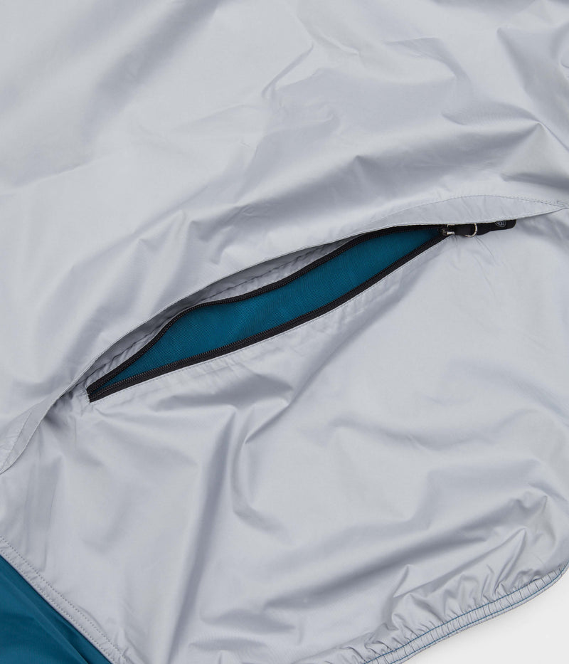 Nike ACG Oregon Series Micro Shell Jacket in Green Abyss and Black / Wolf Grey / Wolf Grey