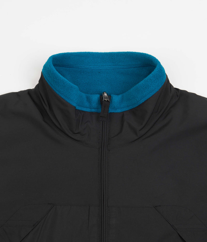 Nike ACG Oregon Series Reversible Jacket in Black and Green Abyss / Black / Wolf Grey
