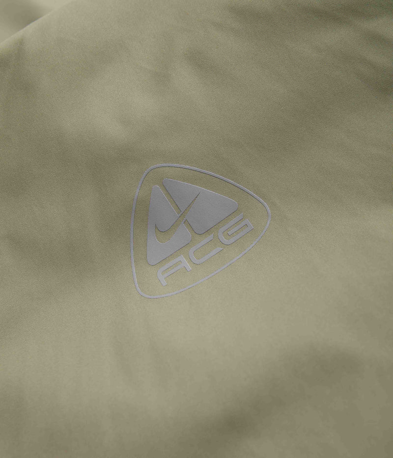 Nike ACG Oregon Series Reversible Jacket in Neutral Olive and Black / Earth / Wolf Grey
