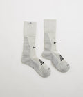 Nike ACG Outdoor Cushioned Crew Socks in Summit White and Light Smoke Grey
