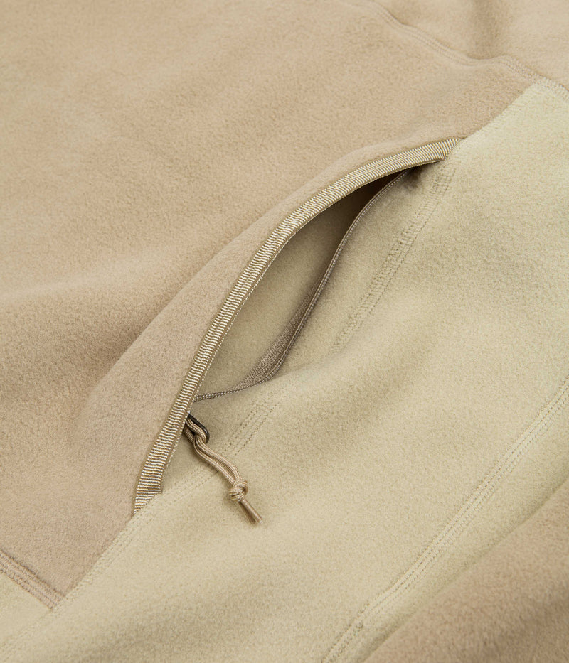 Nike ACG Polartec Wolf Tree Hoodie in Khaki and Limestone / Sanddrift