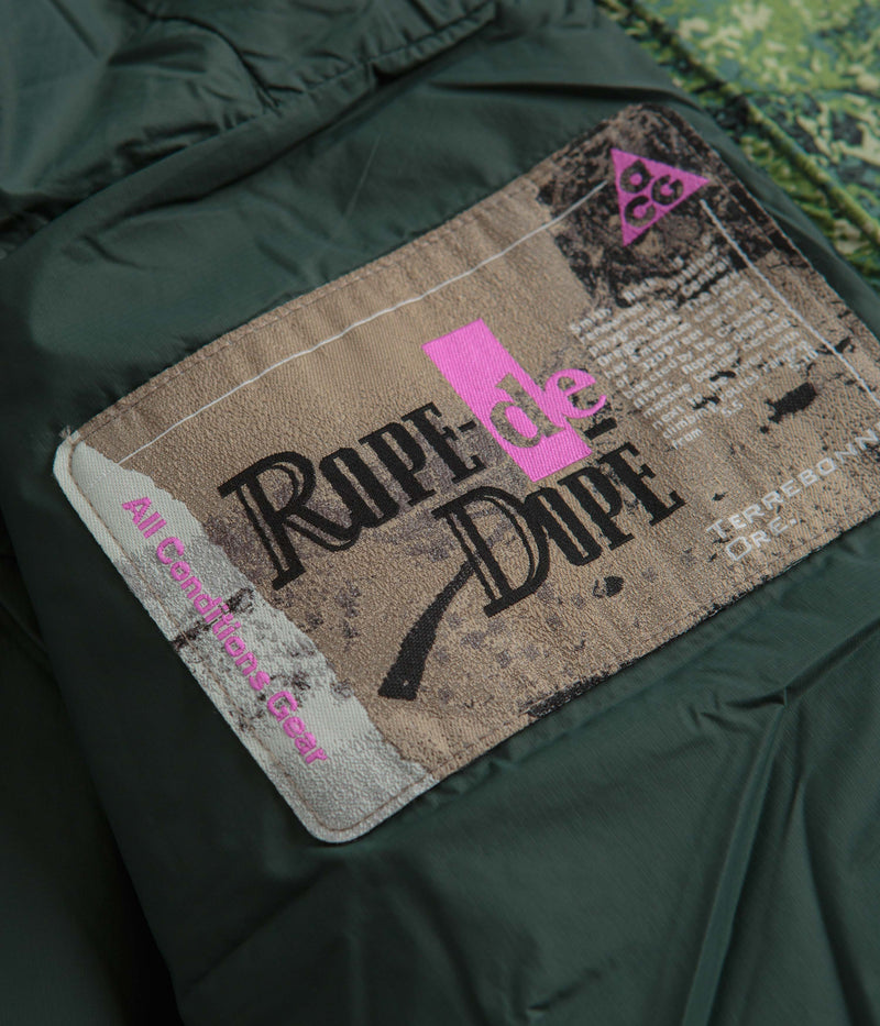 Nike ACG Rope de Dope Print Jacket in Vintage Green and Summit White